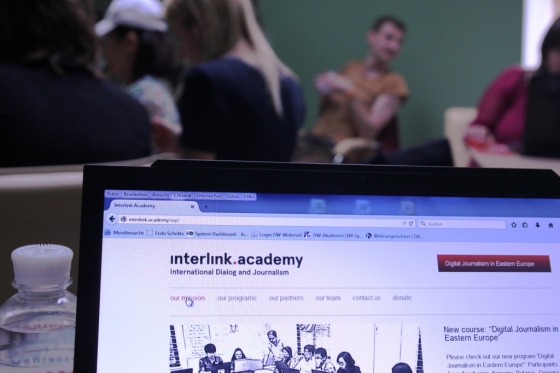 The Interlink Academy works with journalists from all over the globe. We believe that international exposure strenghtens the professionalism of media workers in any country